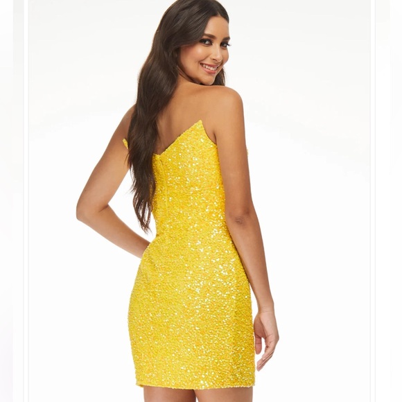 Ashley Lauren Yellow Sequin Strapless Dress Size 0 - Picture 3 of 17